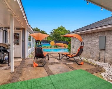 13330 Trompilla Lane - Photo Thumbnail 29
