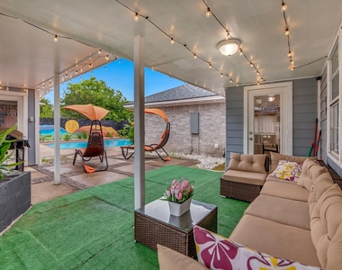 13330 Trompilla Lane - Photo Thumbnail 30
