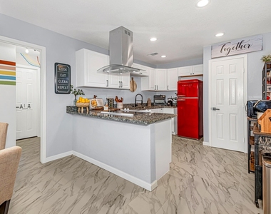 13330 Trompilla Lane - Photo Thumbnail 22
