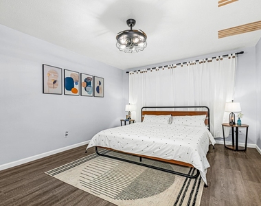 13330 Trompilla Lane - Photo Thumbnail 16
