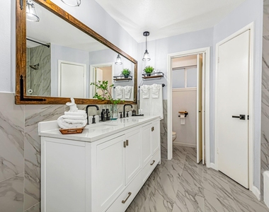13330 Trompilla Lane - Photo Thumbnail 13