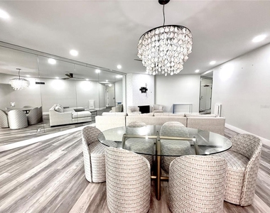 1600 Gulf Boulevard - Photo Thumbnail 2