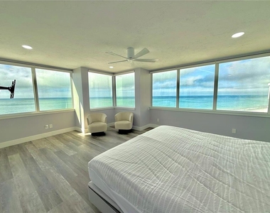 1600 Gulf Boulevard - Photo Thumbnail 3