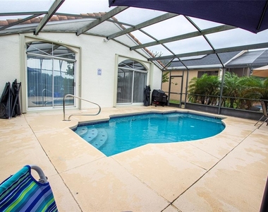 1832 Wimbledon Street - Photo Thumbnail 5