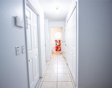 1832 Wimbledon Street - Photo Thumbnail 19