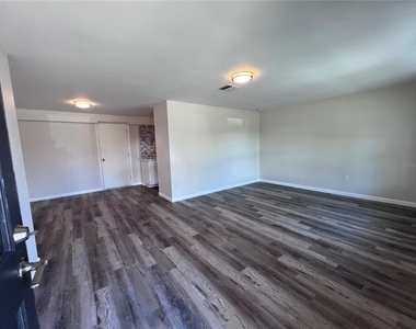 4123 Michel Tree Street - Photo Thumbnail 5