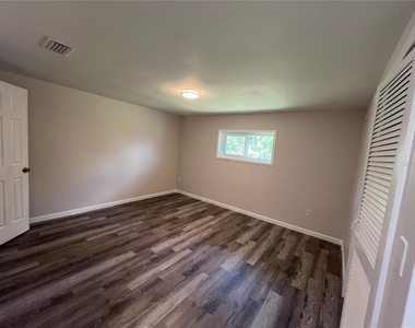 4123 Michel Tree Street - Photo Thumbnail 15