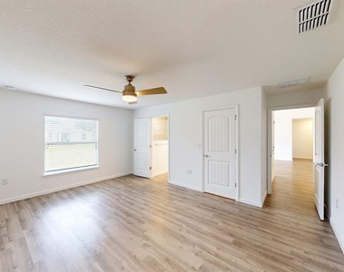 6089 Deer Run Road - Photo Thumbnail 9