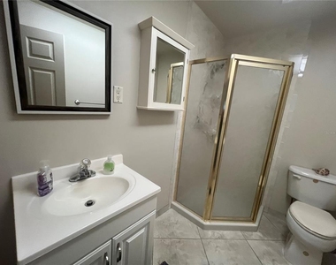 3177 Clifford Street - Photo Thumbnail 24