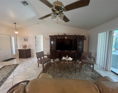 3177 Clifford Street - Photo Thumbnail 4