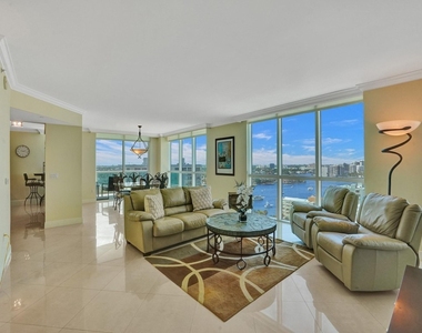 101 S Fort Lauderdale Beach Boulevard - Photo Thumbnail 4