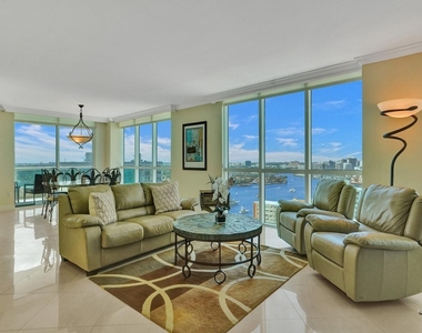 101 S Fort Lauderdale Beach Boulevard - Photo Thumbnail 3