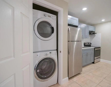 508 N 23rd Street - Photo Thumbnail 5