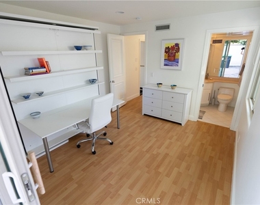 558 Cliff Drive - Photo Thumbnail 17