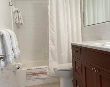 1202 Palm Trail - Photo Thumbnail 27