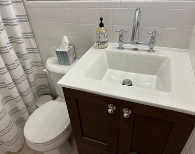 1202 Palm Trail - Photo Thumbnail 21