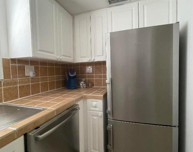1202 Palm Trail - Photo Thumbnail 9