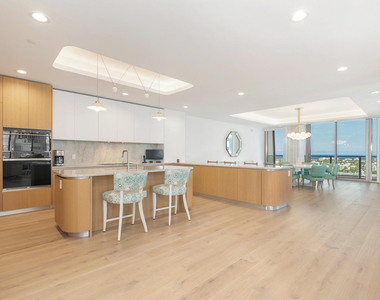 1333 S Flagler Drive - Photo Thumbnail 6