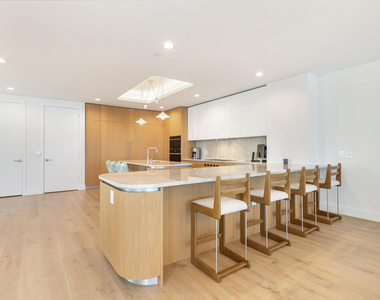 1333 S Flagler Drive - Photo Thumbnail 8