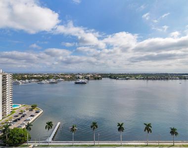 1333 S Flagler Drive - Photo Thumbnail 30