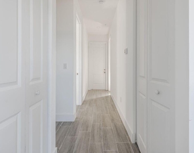 260 Rotonda Boulevard - Photo Thumbnail 3