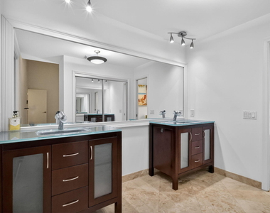 804 Foxpointe Circle - Photo Thumbnail 49