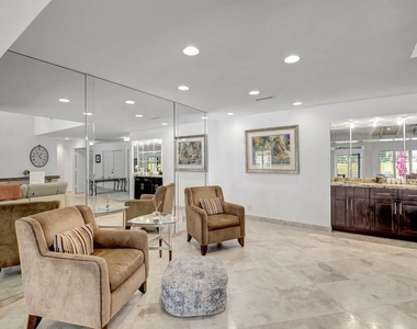 804 Foxpointe Circle - Photo Thumbnail 10