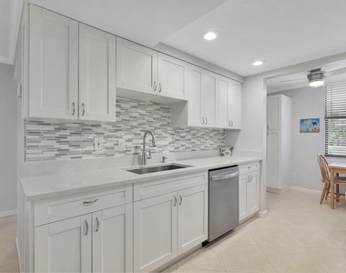 5059 N Highway A1a - Photo Thumbnail 10
