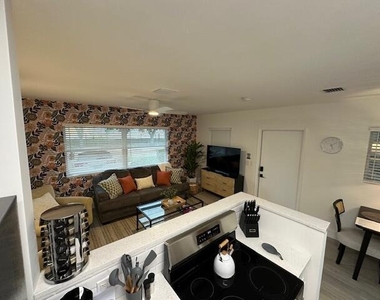 524 Eastwind Drive - Photo Thumbnail 4