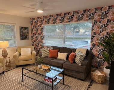 524 Eastwind Drive - Photo Thumbnail 2