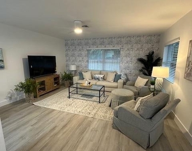 522 Eastwind Drive - Photo Thumbnail 3