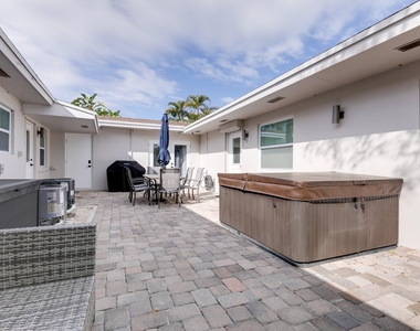 522 Eastwind Drive - Photo Thumbnail 16