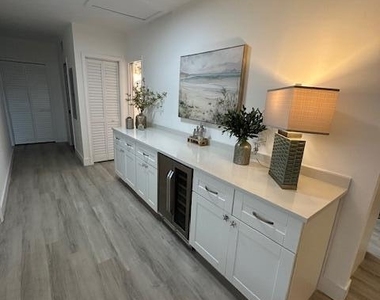 522 Eastwind Drive - Photo Thumbnail 4