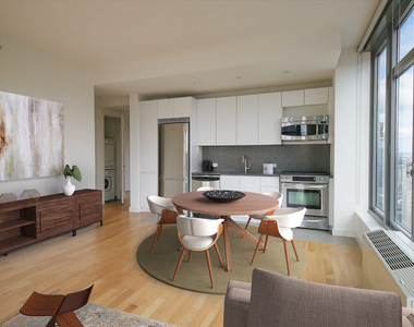 105 W 29th Street - Photo Thumbnail 14