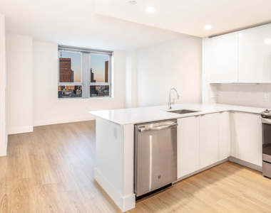 660 Washington St. - Photo Thumbnail 4