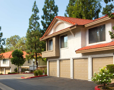 5813 Hickory Drive - Photo Thumbnail 6