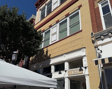 125 Main Street - Photo Thumbnail 4