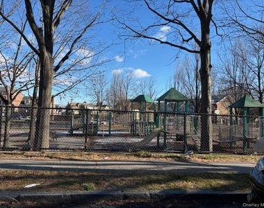 50 Huber Place - Photo Thumbnail 11
