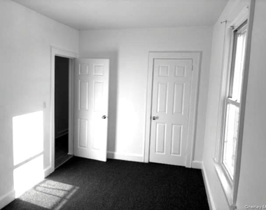 50 Huber Place - Photo Thumbnail 6
