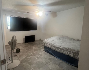 10515 Sagewind Drive - Photo Thumbnail 8