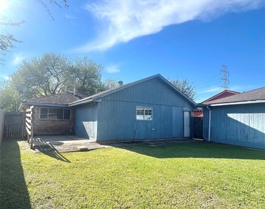 10515 Sagewind Drive - Photo Thumbnail 22