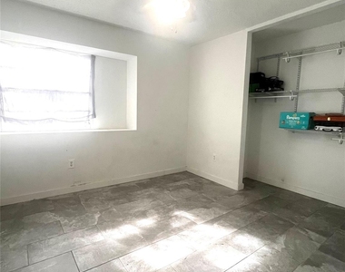 10515 Sagewind Drive - Photo Thumbnail 6