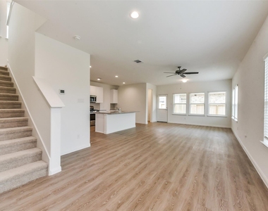 3906 Sugardale Street - Photo Thumbnail 5