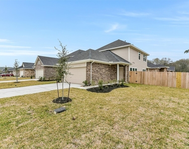 3906 Sugardale Street - Photo Thumbnail 3