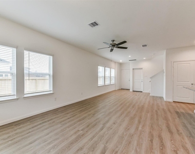 3906 Sugardale Street - Photo Thumbnail 6