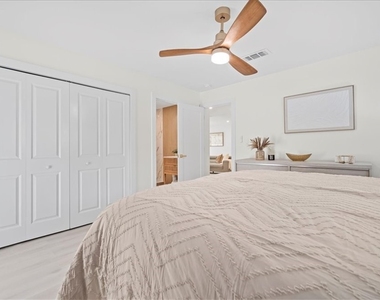 27585 Imperial Shores Boulevard - Photo Thumbnail 31