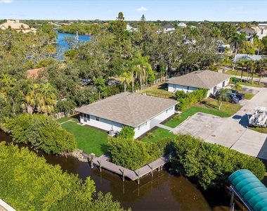 27585 Imperial Shores Boulevard - Photo Thumbnail 9