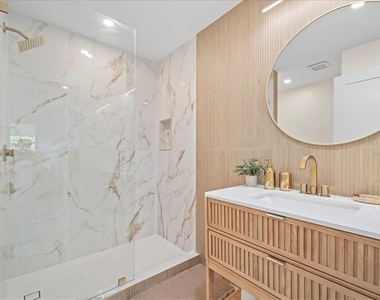 27585 Imperial Shores Boulevard - Photo Thumbnail 32