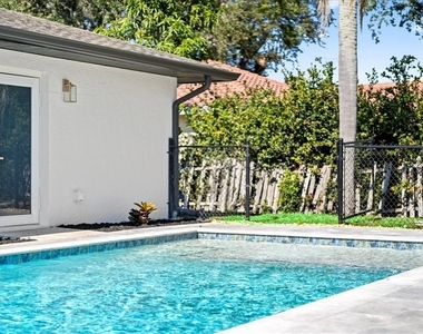 27585 Imperial Shores Boulevard - Photo Thumbnail 7