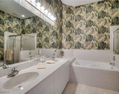 3120 Meandering Way - Photo Thumbnail 14